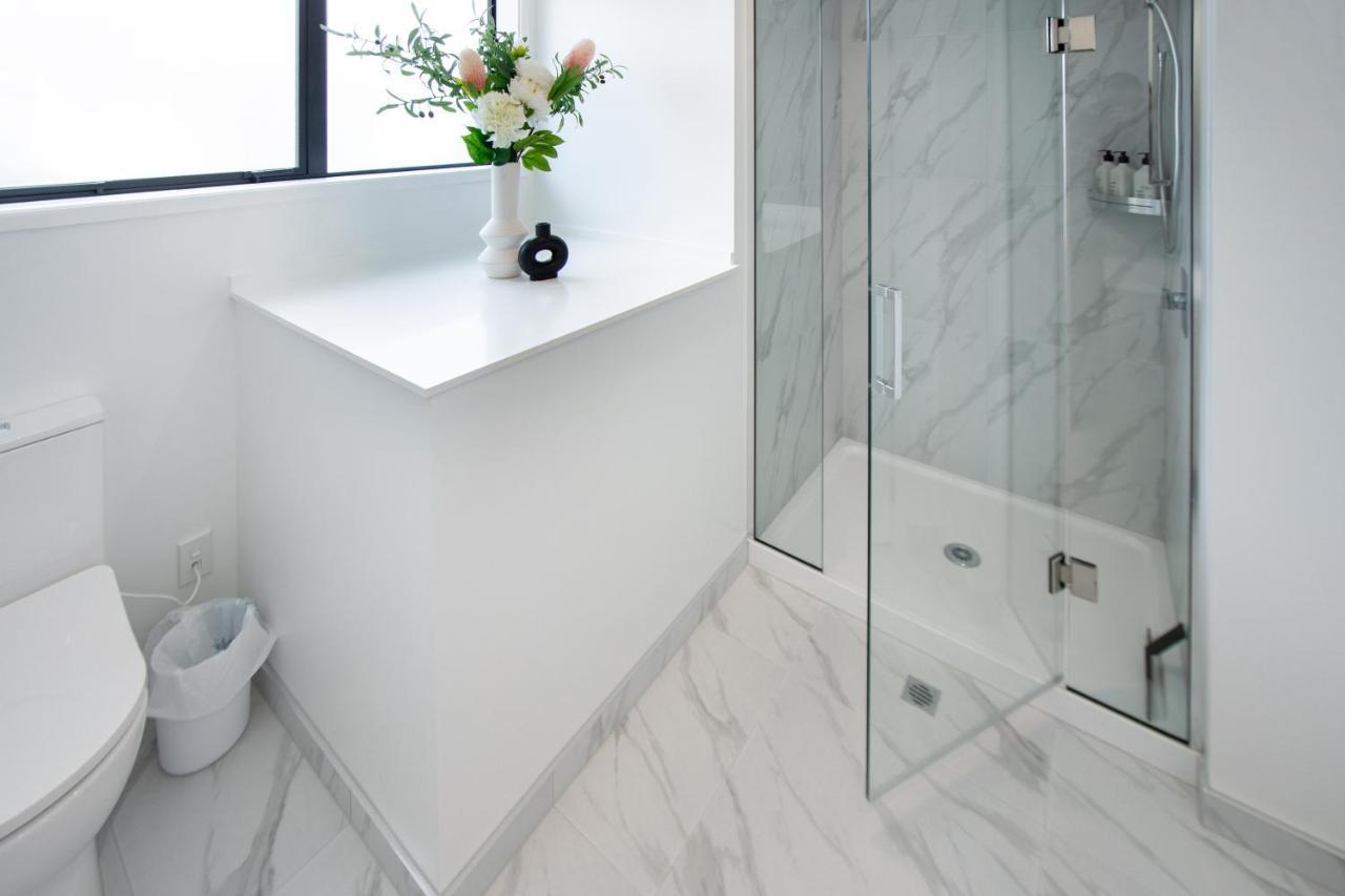 Two Bedroom, Two Bathroom Urban Oasis Christchurch Exteriör bild