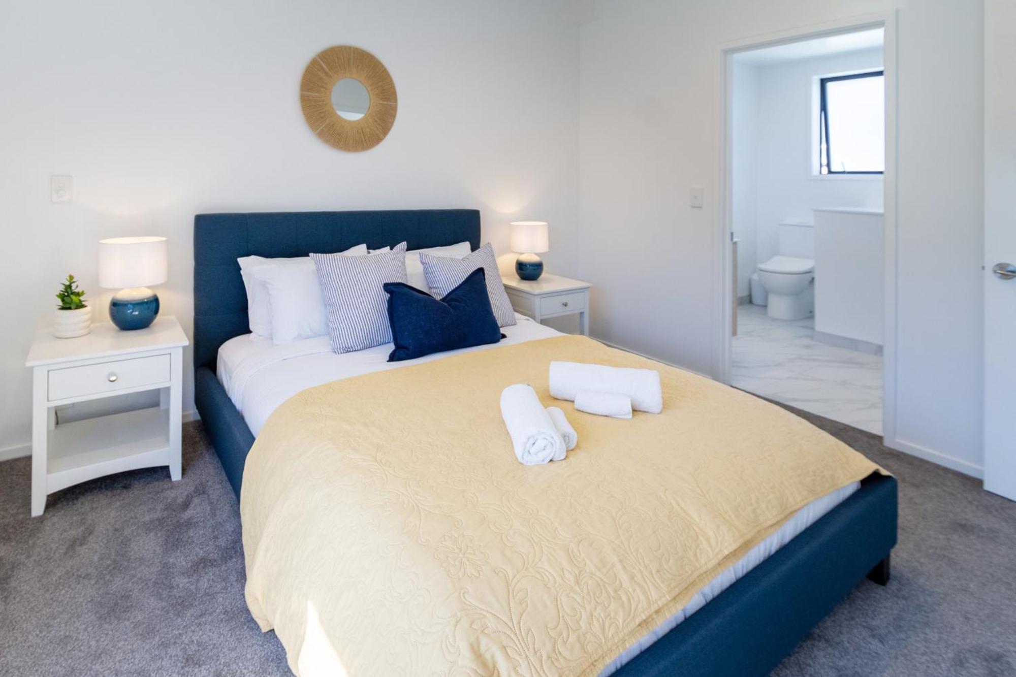 Two Bedroom, Two Bathroom Urban Oasis Christchurch Exteriör bild